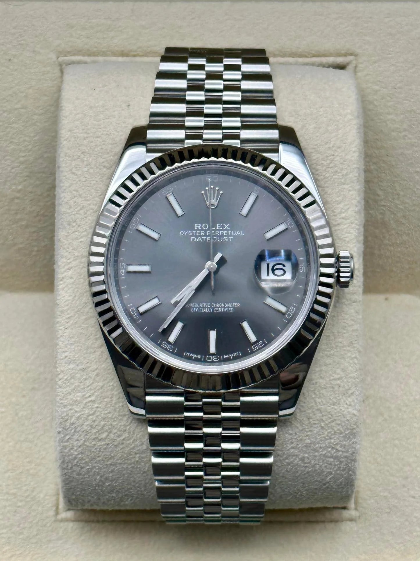 Datejust Assembled (100) 41m 126334 Jubilee Rhodium Dial