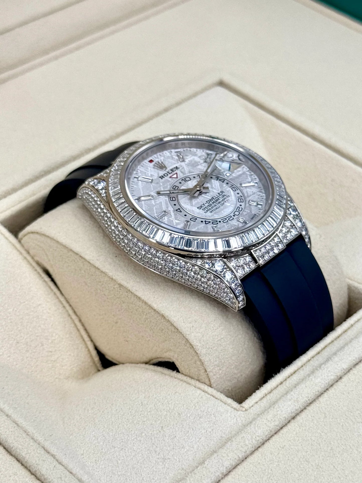 Sky-Dweller Assembled 42mm Meteorite Diamond Watch 326259TBR