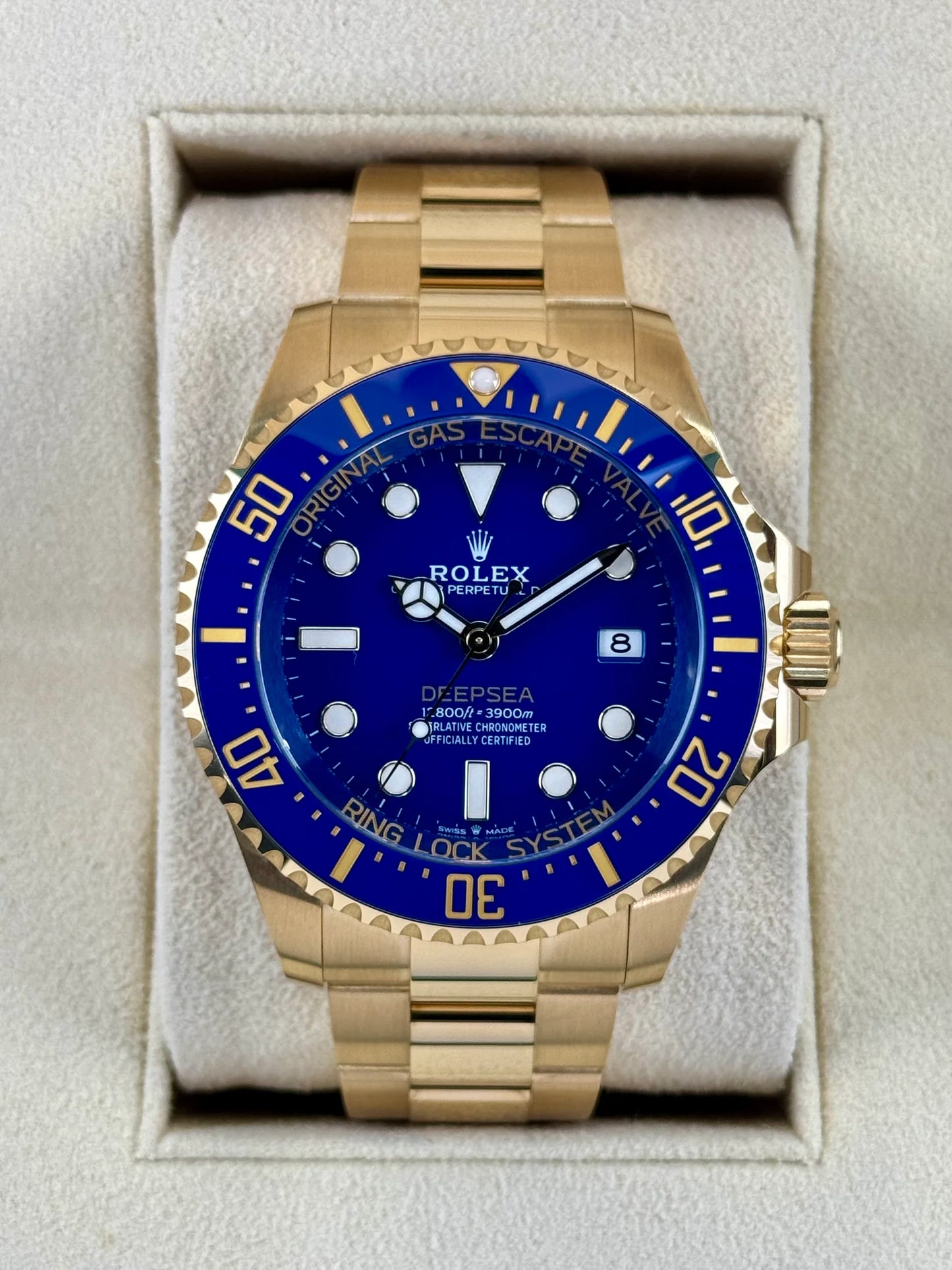Deepsea Assembled (100) New 2024 44mm 136668LB 18K Yellow Gold-plated Blue Dial