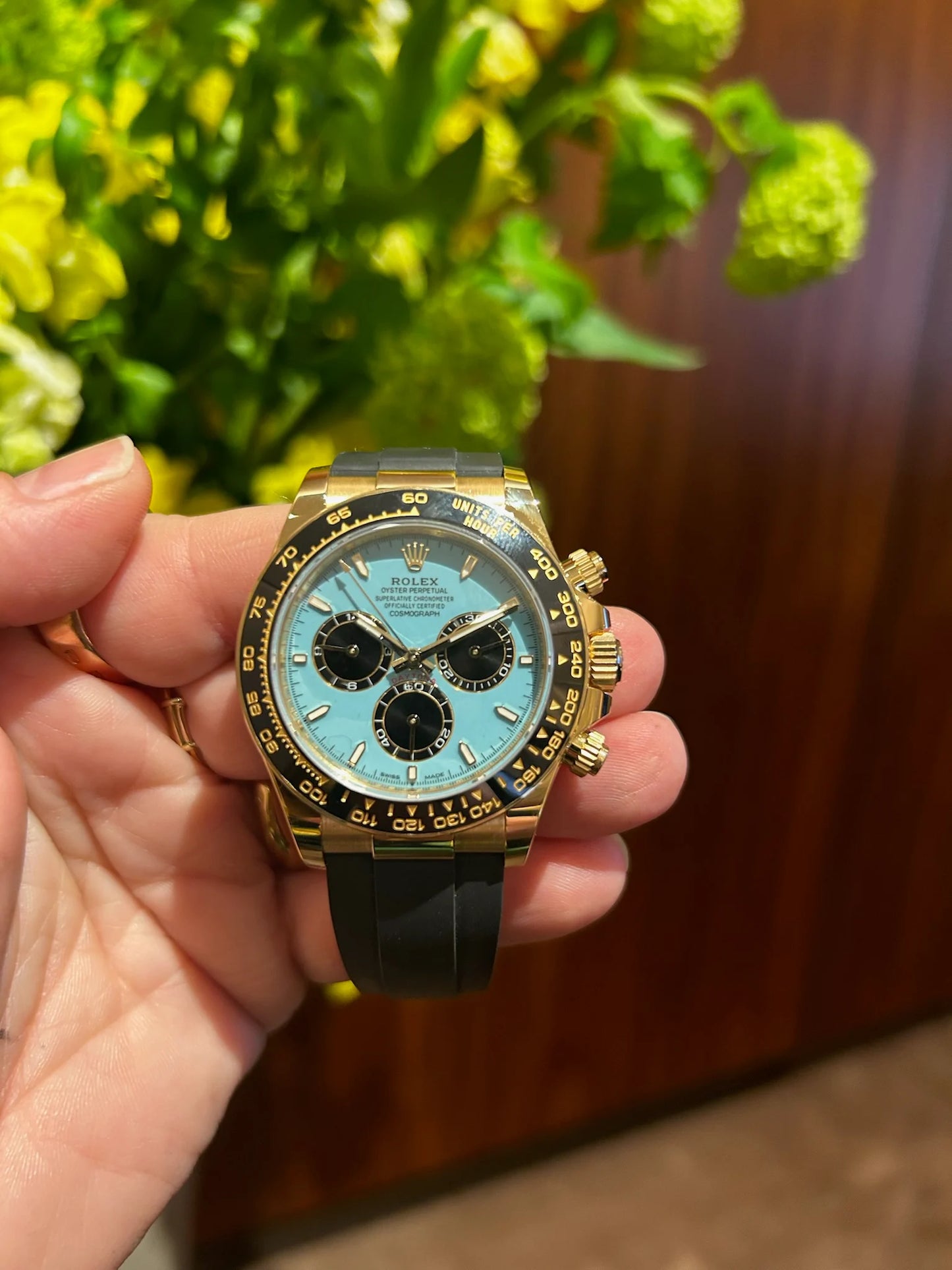 New Daytona 2025 Assembled (100) 40mm 126500LN Oysterflex Gold Dial Tiffany Blue