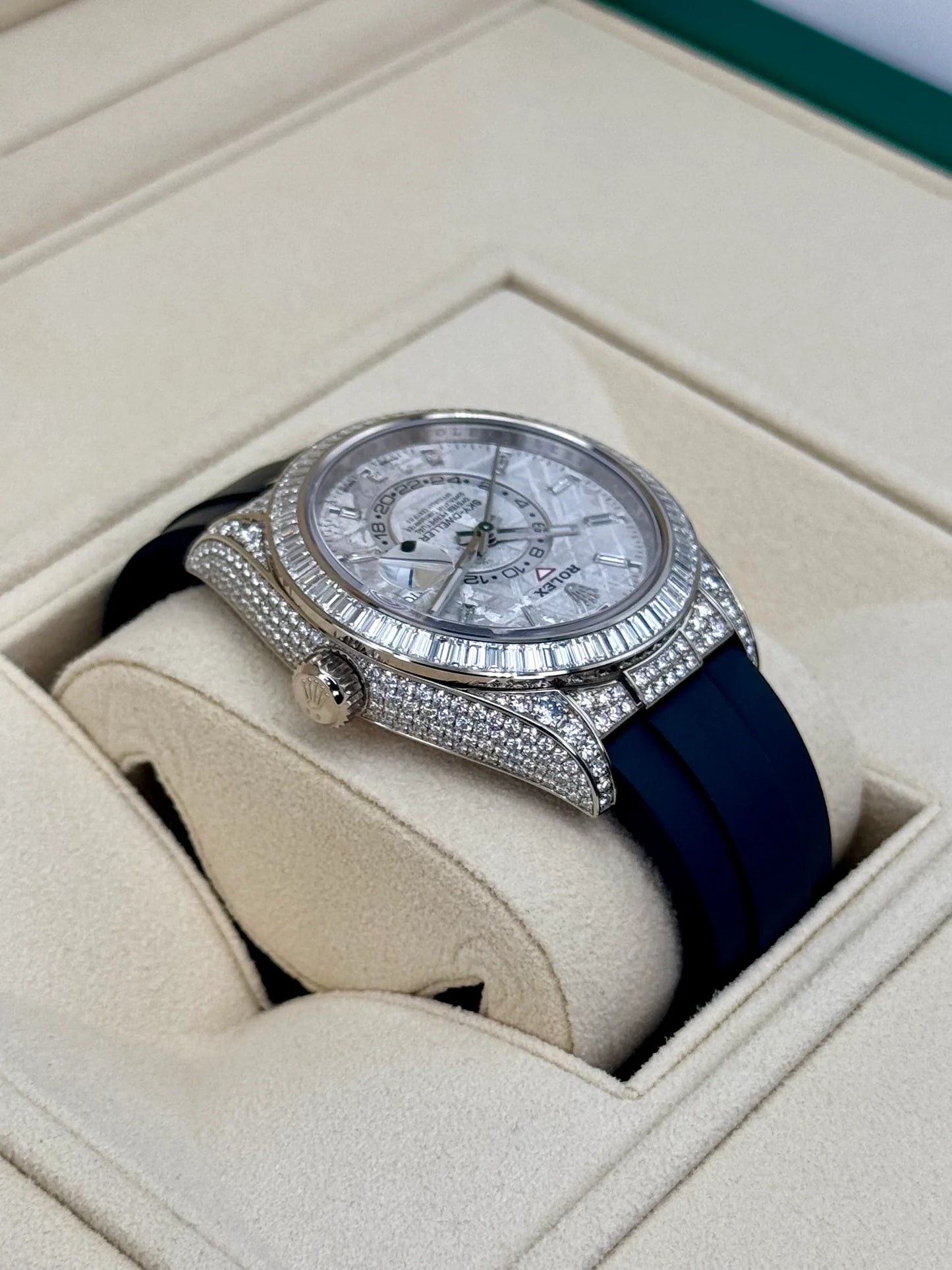 Sky-Dweller Assembled 42mm Meteorite Diamond Watch 326259TBR