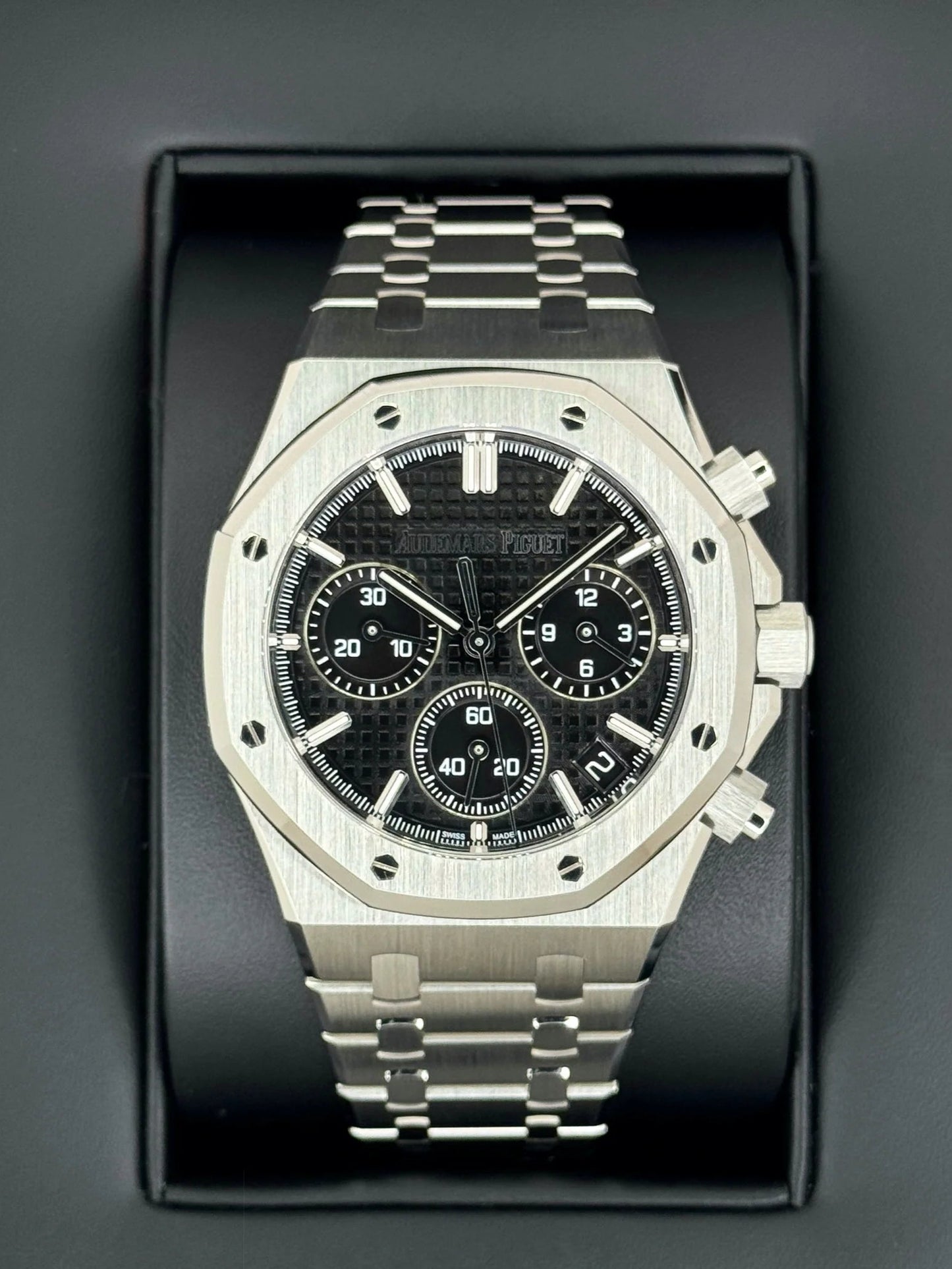 AP Assembled 100% Royal Oak Chronograph 41mm 26240ST Black Dial