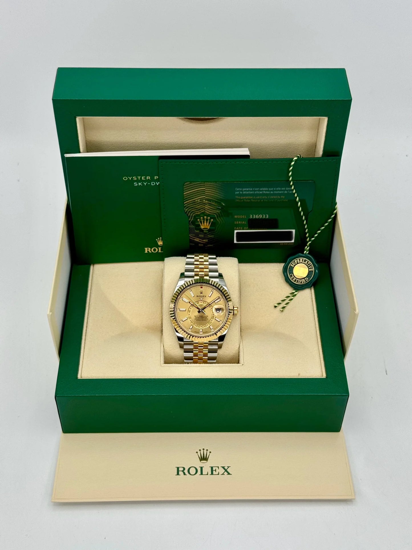 Sky-Dweller Assembled 42mm 336933 Jubilee Champagne Dial