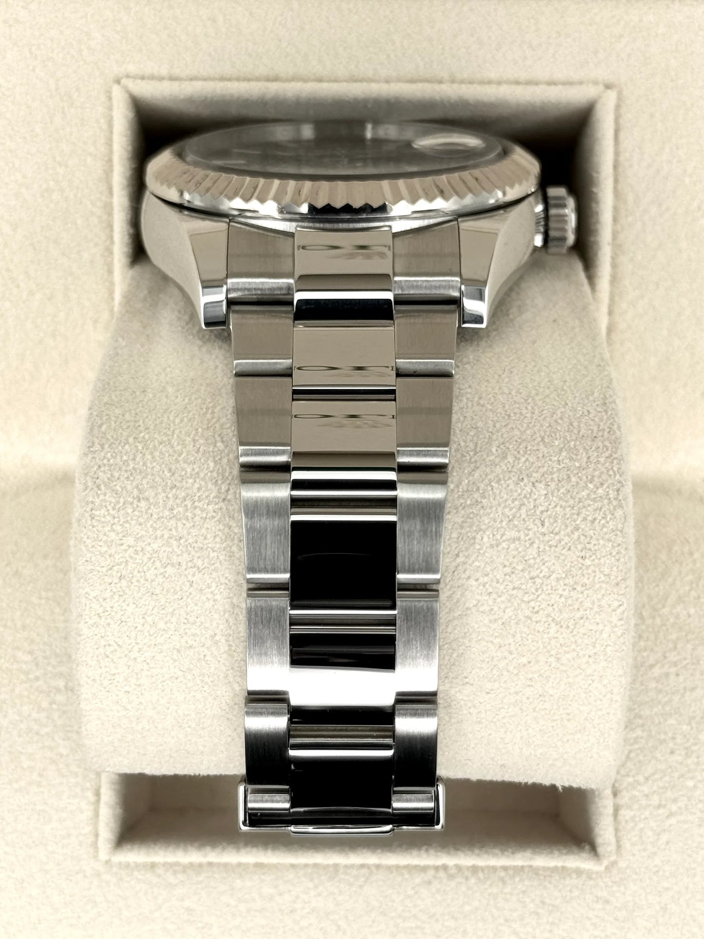 Sky-Dweller Assembled 42mm 326934 Stainless Steel Oyster Blue Dial