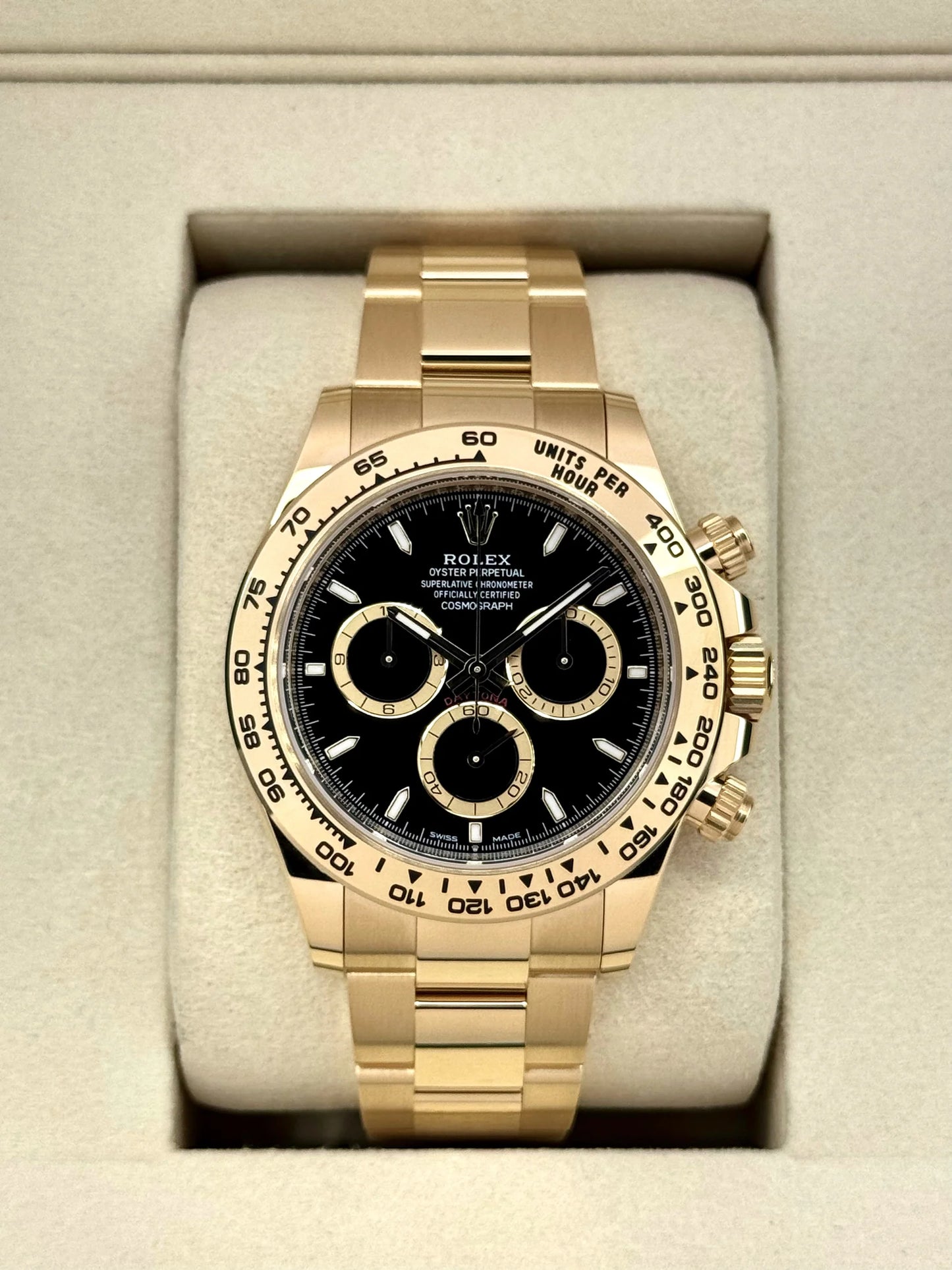 Daytona Assembled 40mm 126508 18K Yellow Gold plated Black Dial