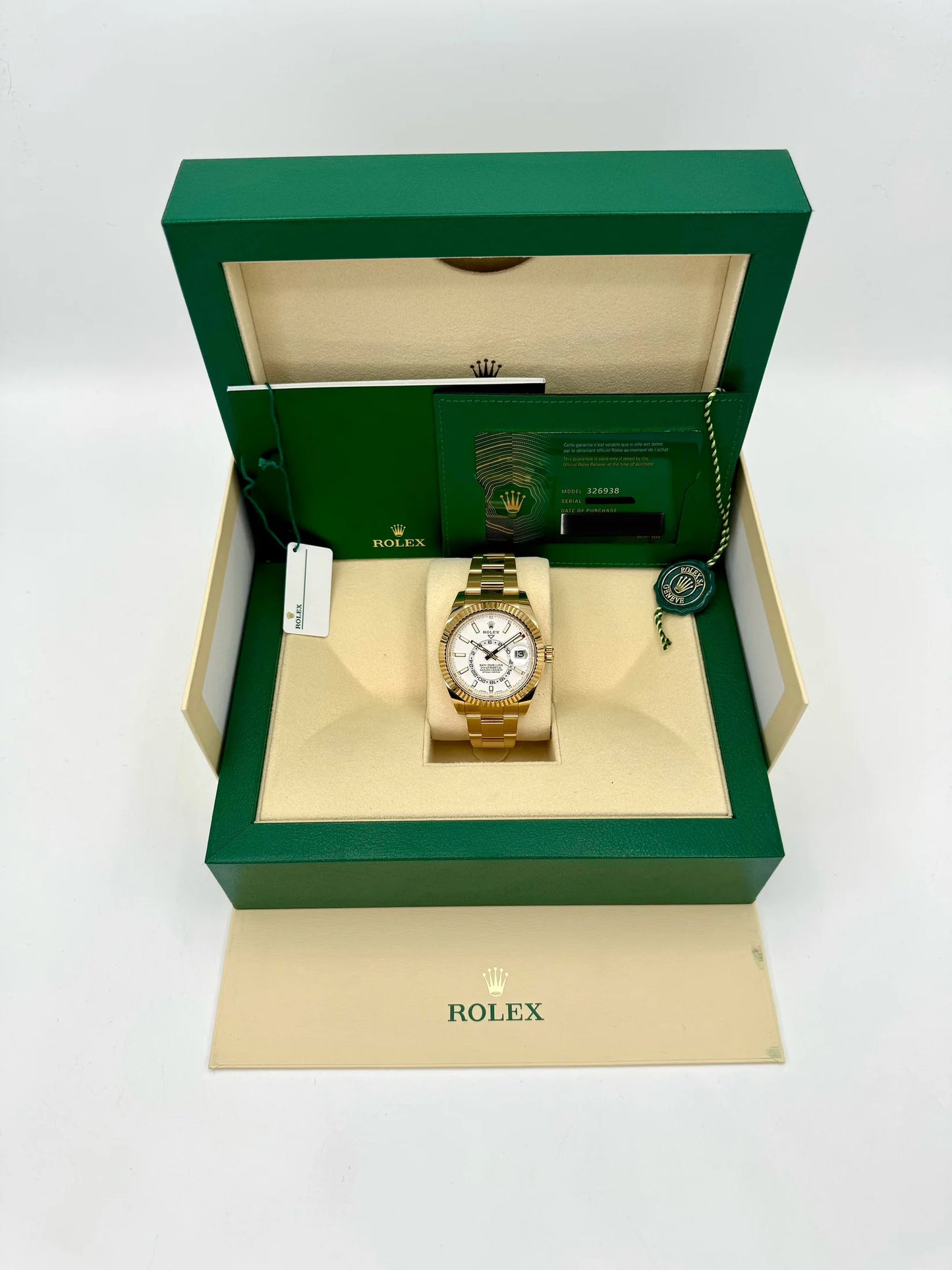 Sky-Dweller Assembled 42mm 326938 18K Yellow Gold Oyster White Dial