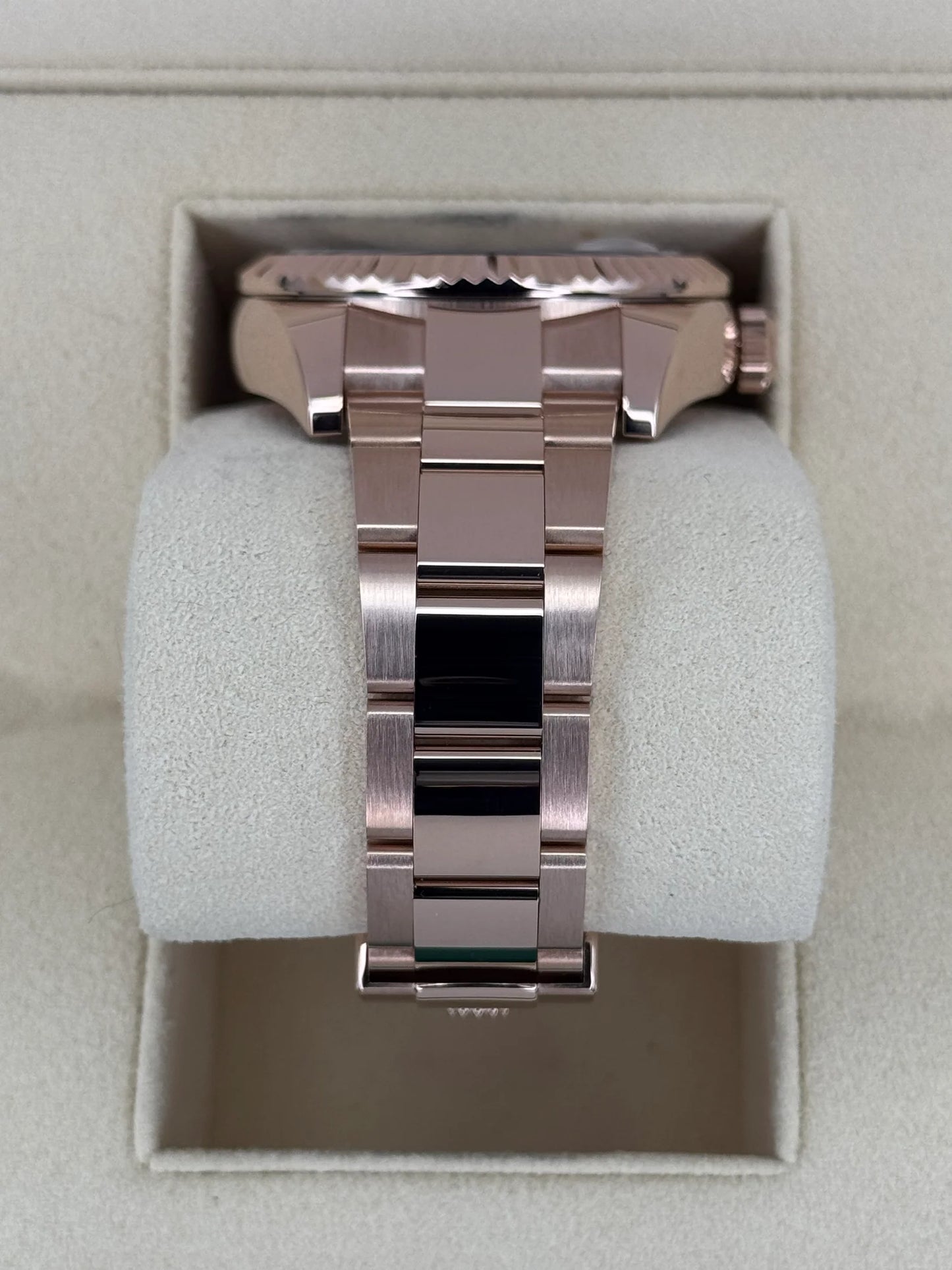 Sky-Dweller Assembled 42mm 326935 Rose Gold White Dial