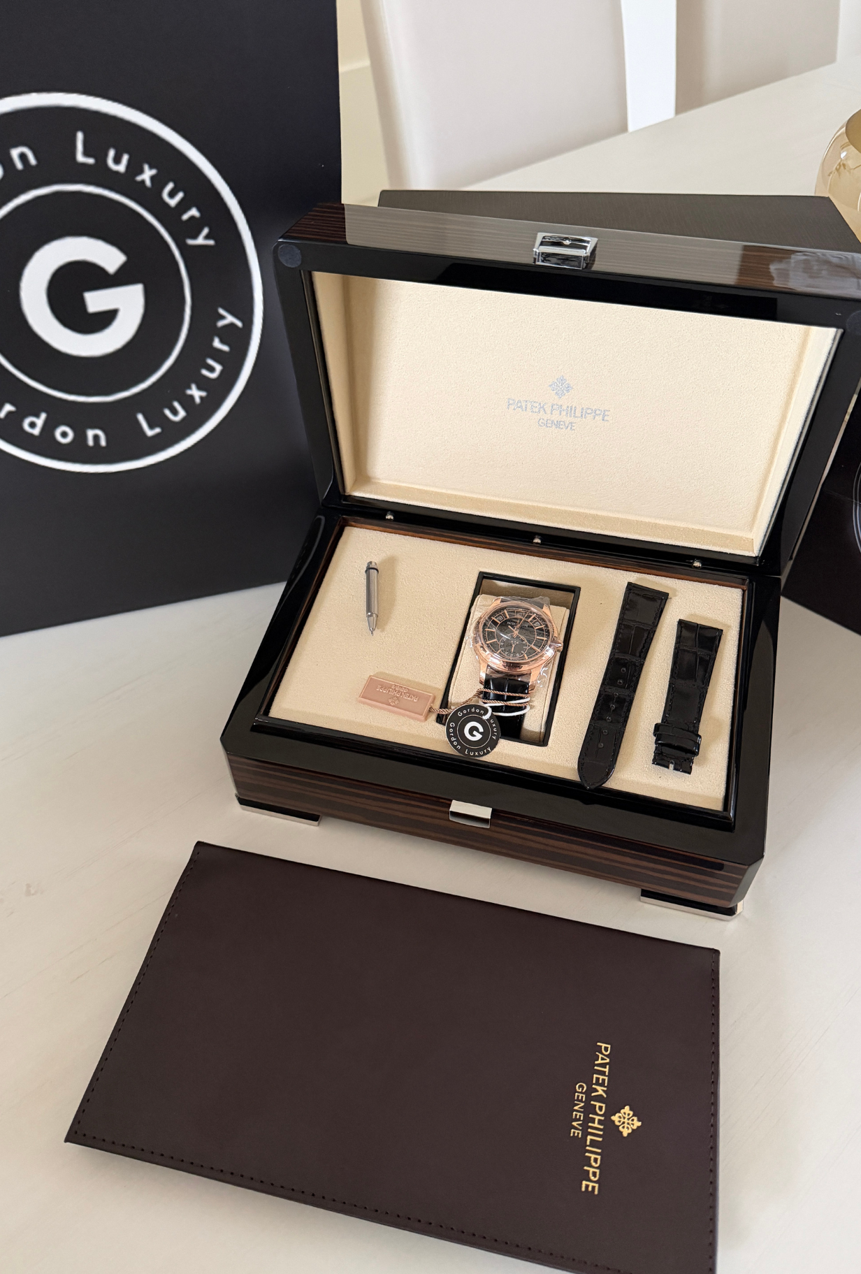 PP Års Kalender Monterad 90% 40mm 5205R Roséguld Svart Urskiva