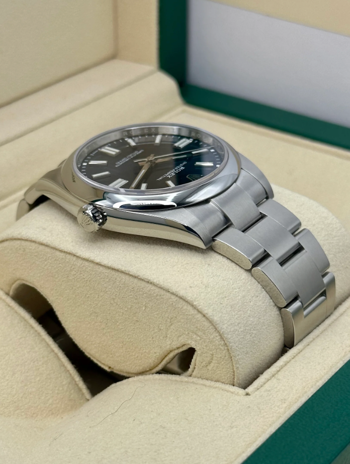 Oyster Perpetual Assembled (100) 41mm 124300 Blue Dial