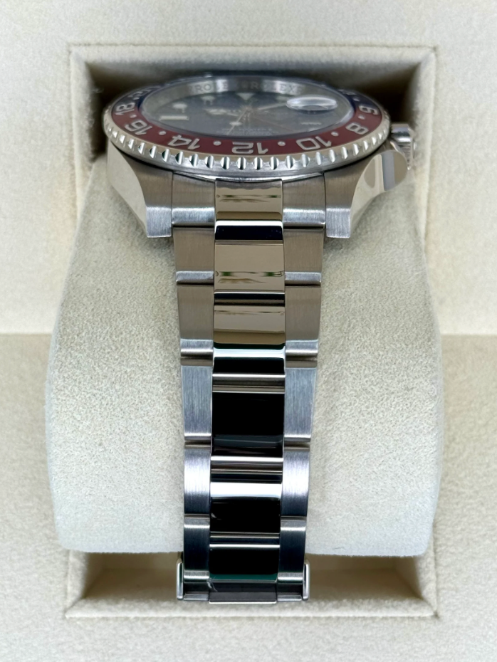 GMT-Master II Assembled (100) "Pepsi" Blue Dial 40mm 126710BLRO Oyster
