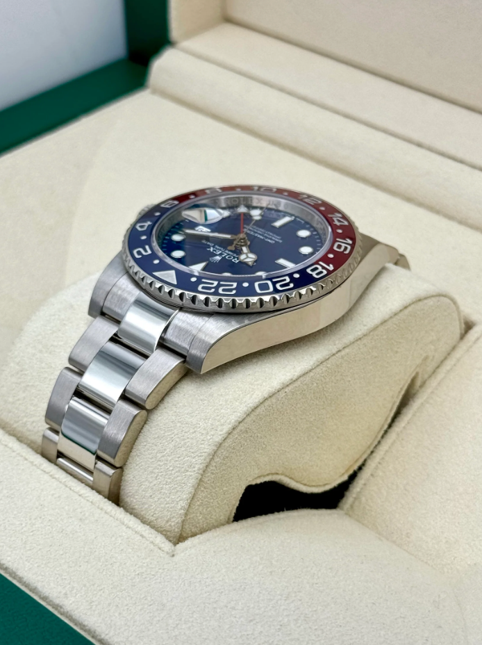GMT-Master II Assembled (100) "Pepsi" Blue Dial 40mm 126710BLRO Oyster
