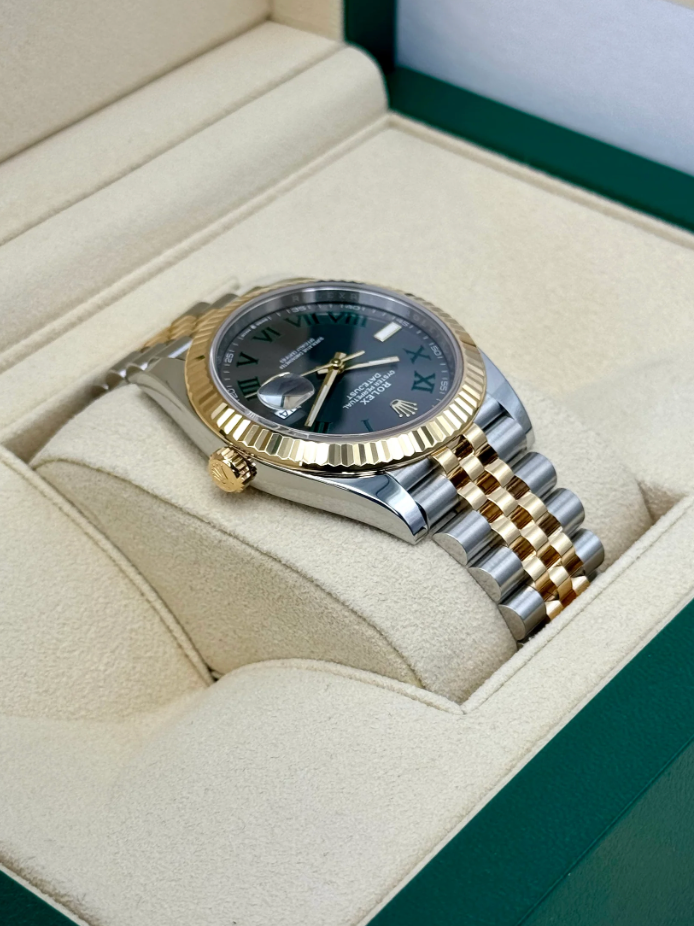 Datejust Assembled (100) NEW 2024 41mm 126333 Two-Tone Jubilee Wimbledon Dial