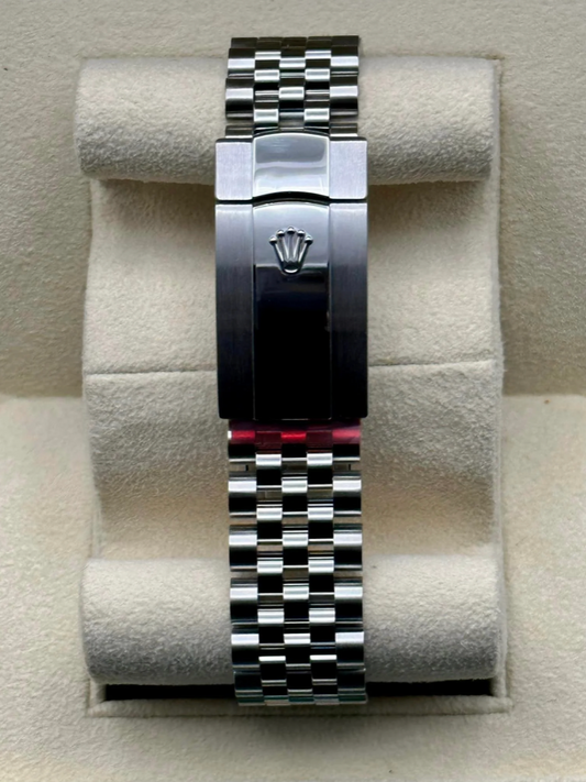 Datejust Assembled (100) 41m 126334 Jubilee Rhodium Dial