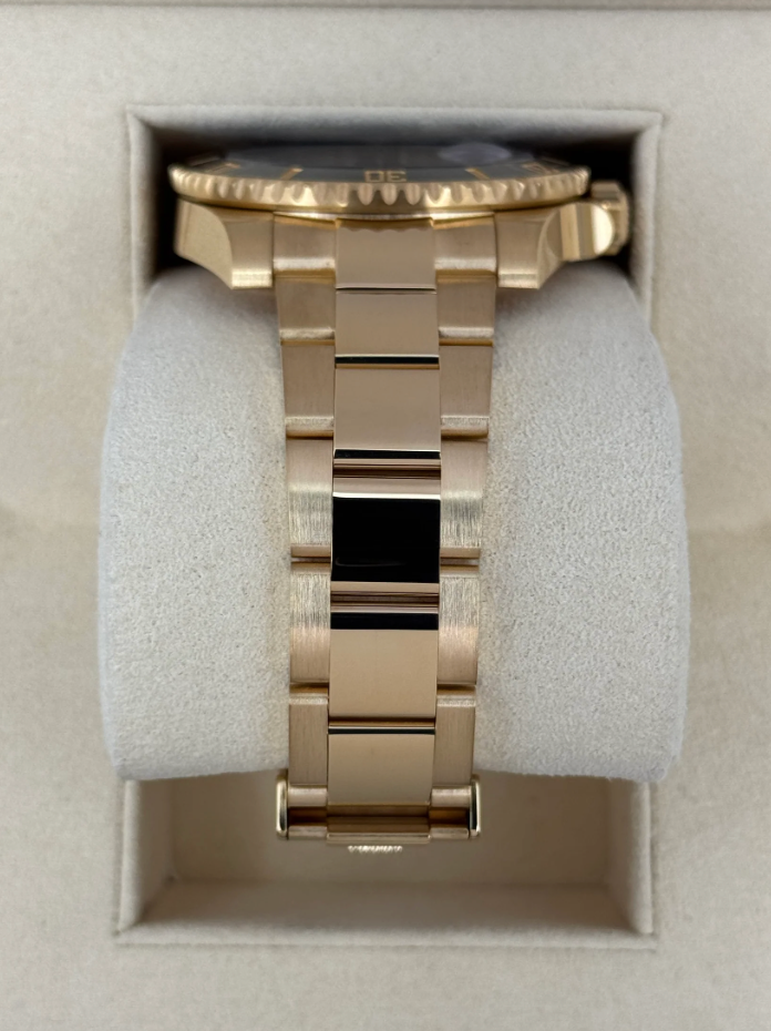 2020 Submariner (100) 40mm 116618LN 18K Yellow Gold-plated steel Black Dial