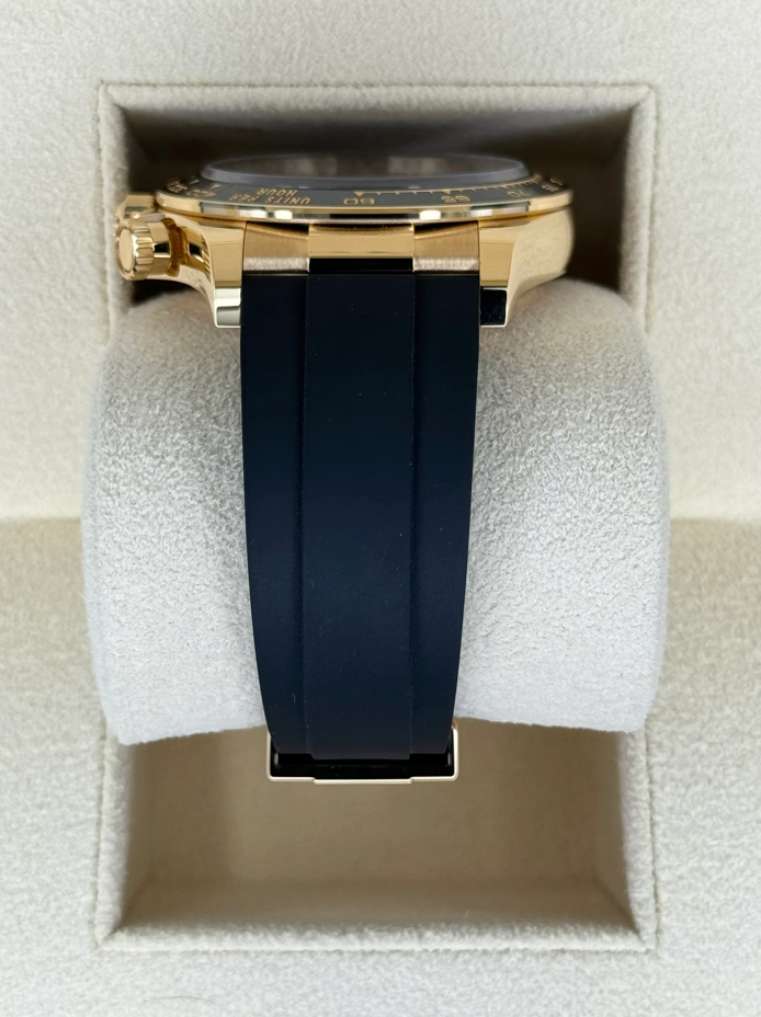 Daytona Assembled (100) NEW 2024 40mm 126518LN Oysterflex Champagne Dial