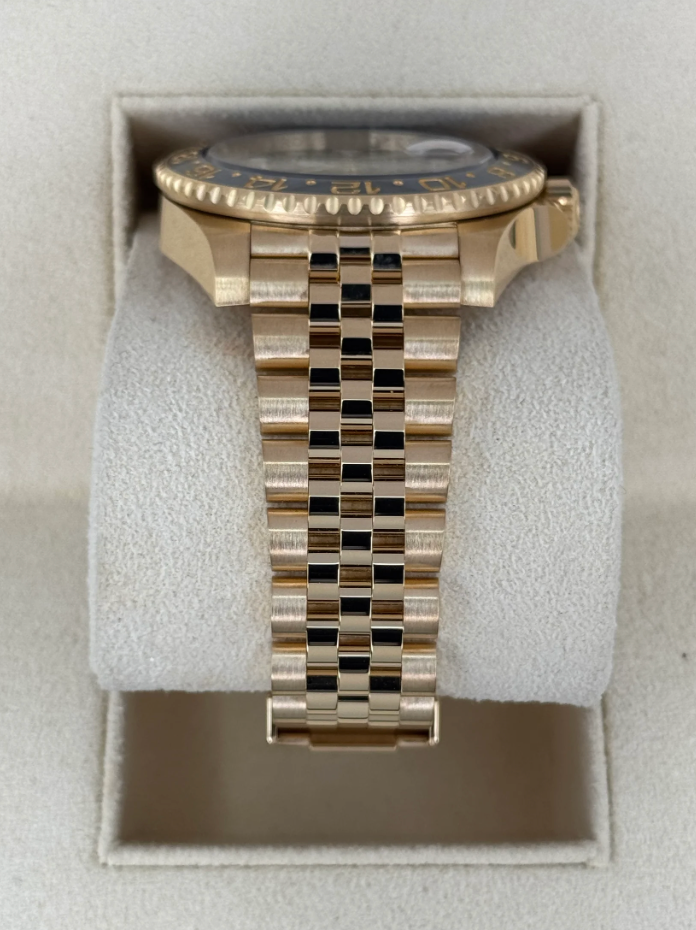 NEW 2025 GMT-Master II Assembled (100) 40mm 126718GRNR Yellow Gold-plated steel Jubilee Iron eye Dial