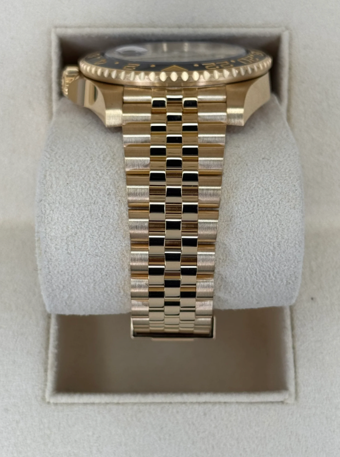 NEW 2025 GMT-Master II Assembled (100) 40mm 126718GRNR Yellow Gold-plated steel Jubilee Iron eye Dial