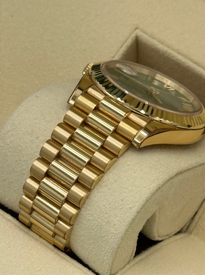 Day-Date Assembled 2023 40mm 228238 Presidential Green Dial
