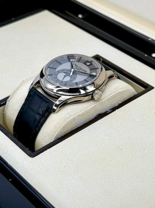 PP Annual Calender Assembled 90% 40mm 5205G White Gold Grey Dial