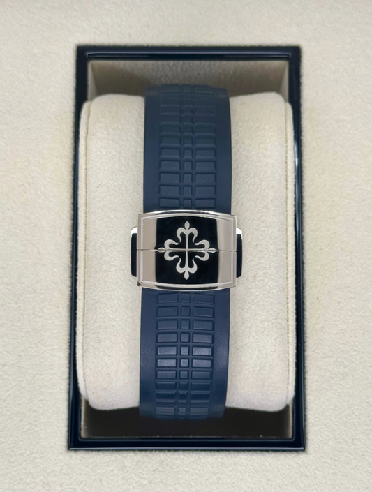 PP Assembled 90% Aquanaut 5168G 42.2mm White Steel Blue Dial