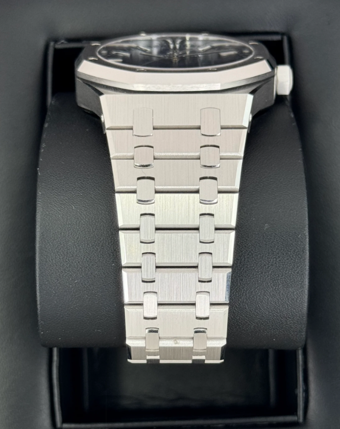 AP Assembled 90% Royal Oak 41mm 15503BC Blue Dial