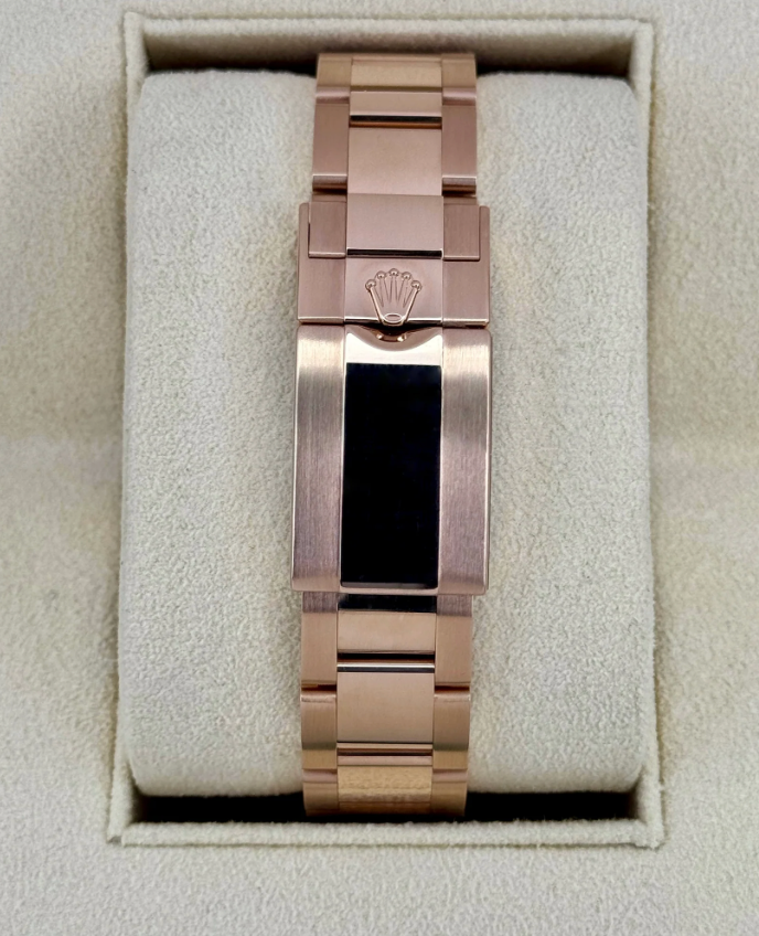 Daytona Assembled (100) 40mm 116505 Rose Gold Sundust Diamond Baguette Dial