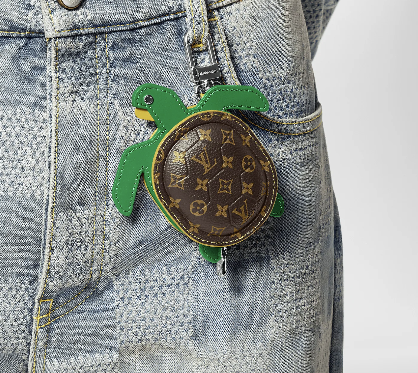 Keychain Charm Turtle Pouch