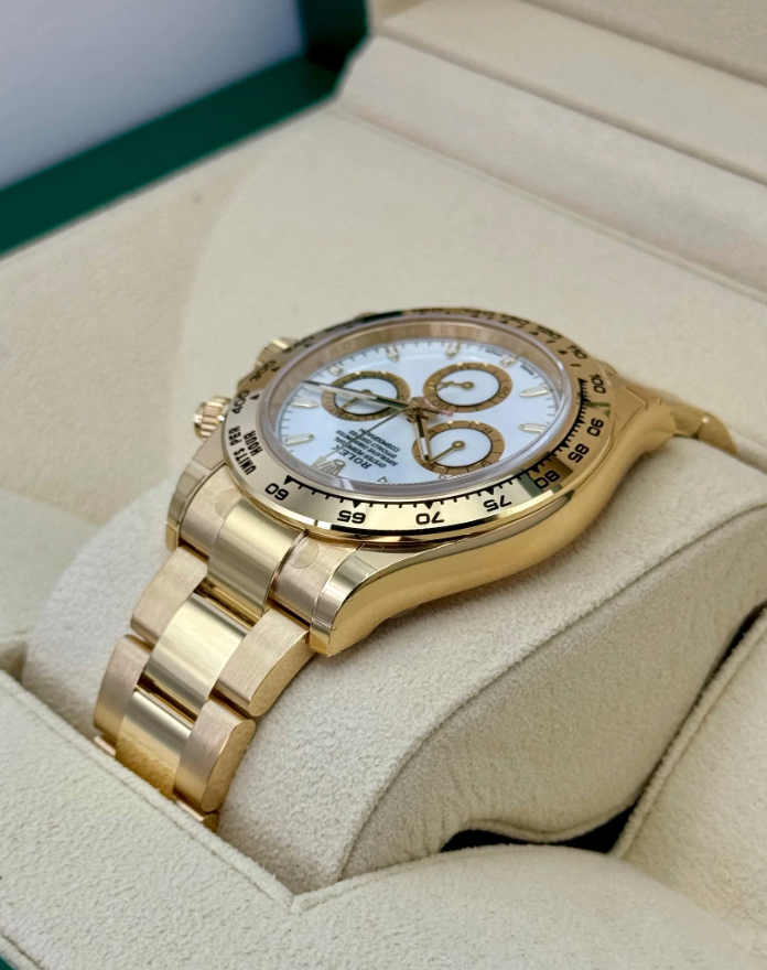 Daytona Assembled 40mm 126508 18K Yellow Gold Plated White Dial