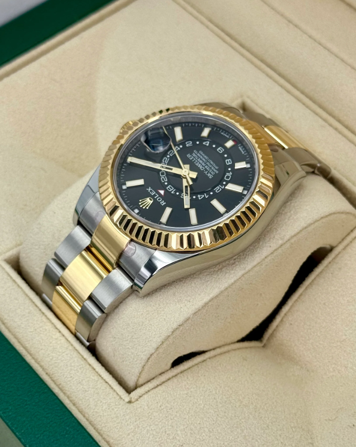 Sky-Dweller Assembled 42mm 326933 Two-Tone Oyster Black Dial