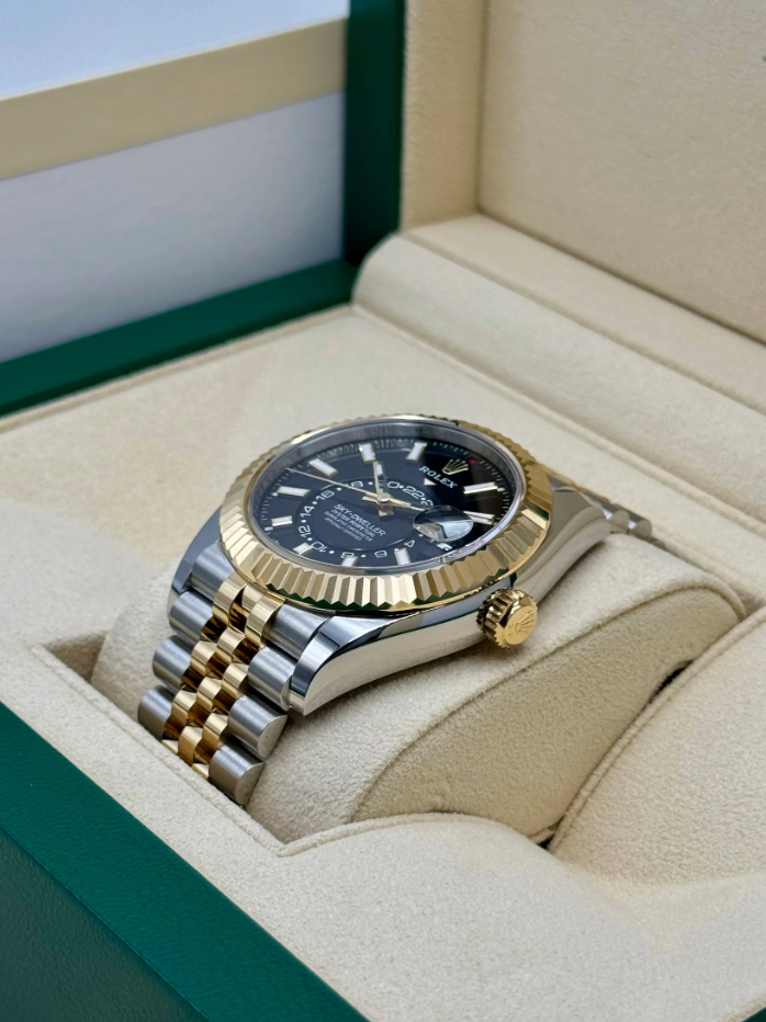 Sky-Dweller Assembled 42mm 336933 Jubilee Black Dial
