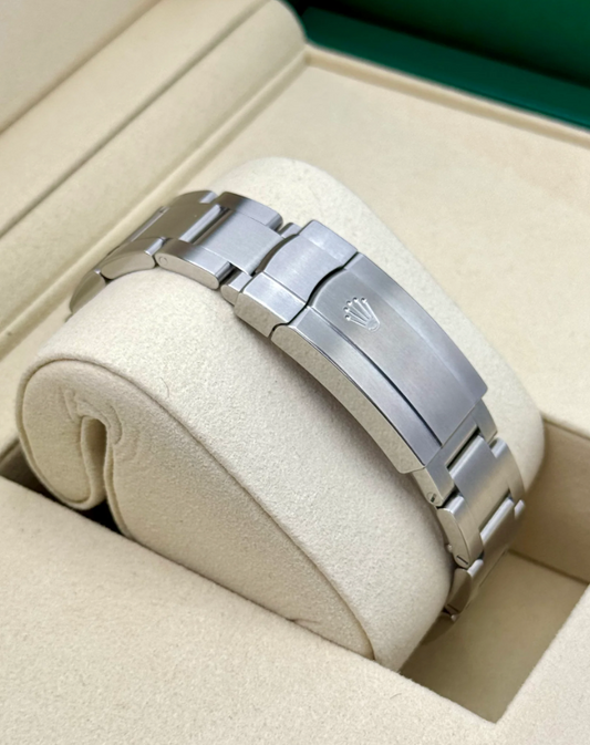 NEW 2025 Oyster Perpetual Assembled (100) 41 mm 126000 Lavender Dial