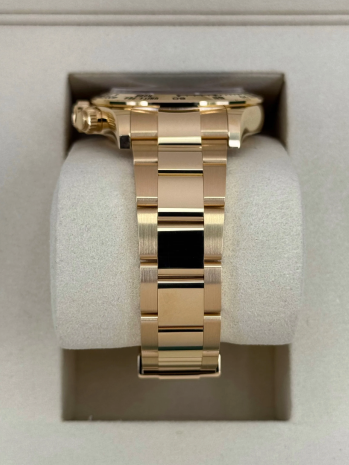 Daytona Assembled 40mm 126508 18K Yellow Gold plated Black Dial