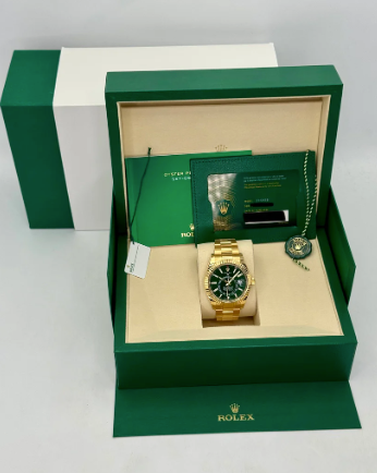 Sky-Dweller assemblé 42 mm 336938 or jaune cadran vert Oyster