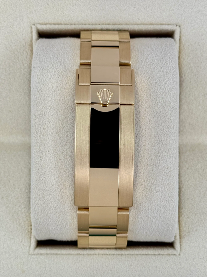 Deepsea Assembled (100) New 2024 44mm 136668LB 18K Yellow Gold-plated Blue Dial