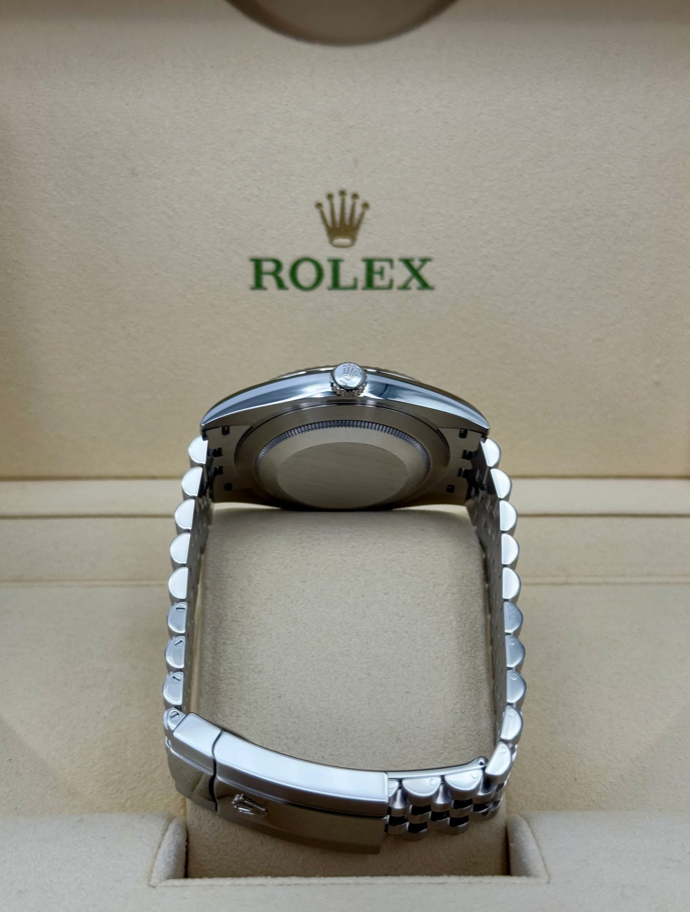 Datejust Assembled (100) 36mm 126200 Jubilee pink Dial