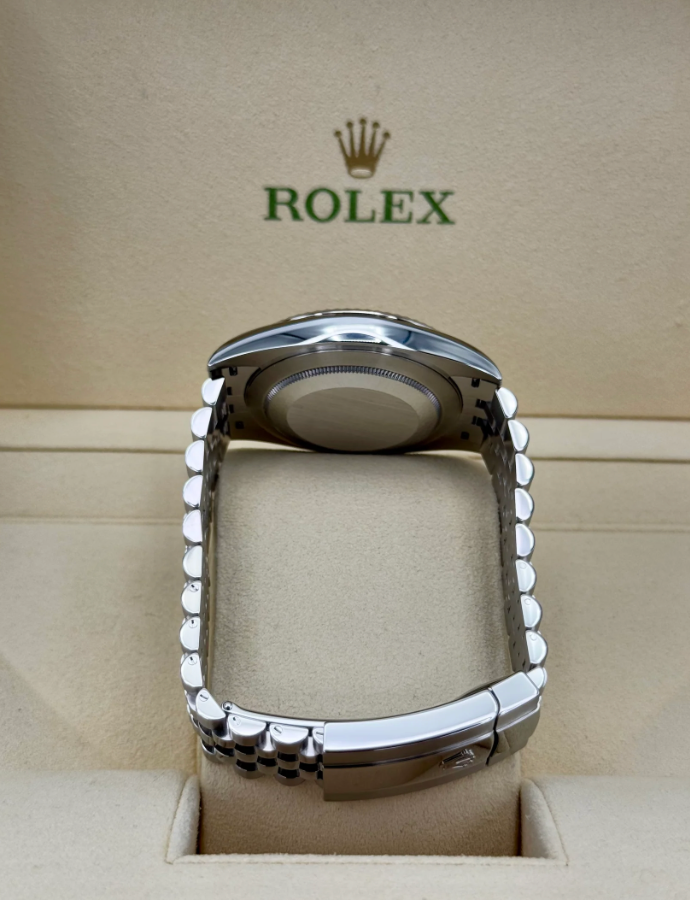 Datejust Assembled (100) 36mm 126200 Jubilee pink Dial