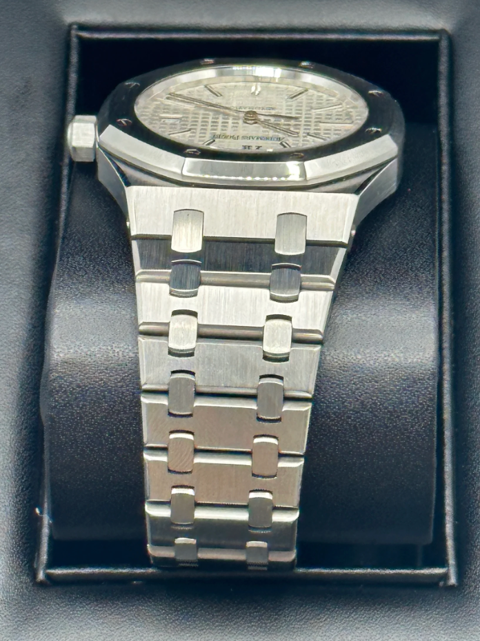 AP Assembled 80% Royal Oak 41mm White Dial