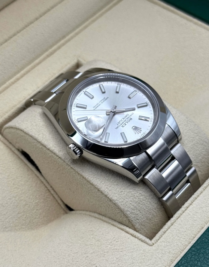 Datejust Assembled (100) 41mm 126300 Stainless Steel Oyster Silver Dial