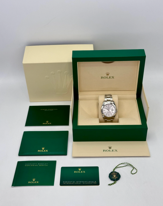 Datejust Zusammengebaut (100) 41mm 126300 Edelstahl Oyster Silber Zifferblatt