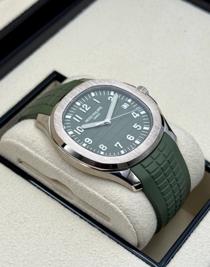 PP Assembled 90% Aquanaut 5168G 42.2mm White Gold Green Dial