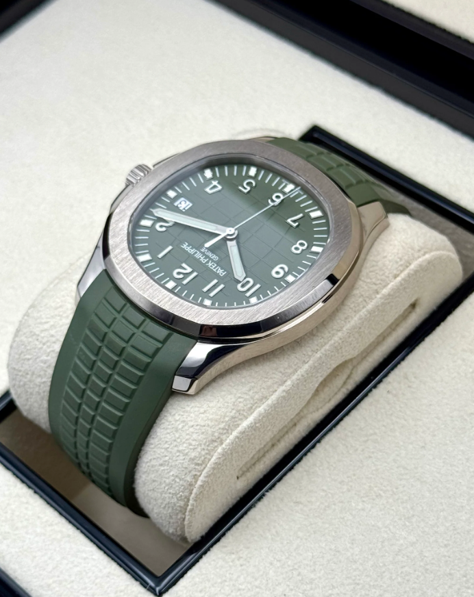 PP Assembled 90% Aquanaut 5168G 42.2mm White Gold Green Dial