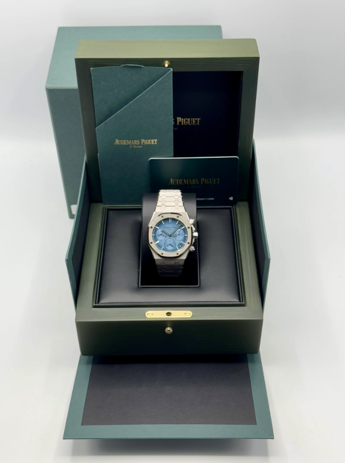 AP Assembled 90% 26240BC Frosted White Gold plated Blue Dial