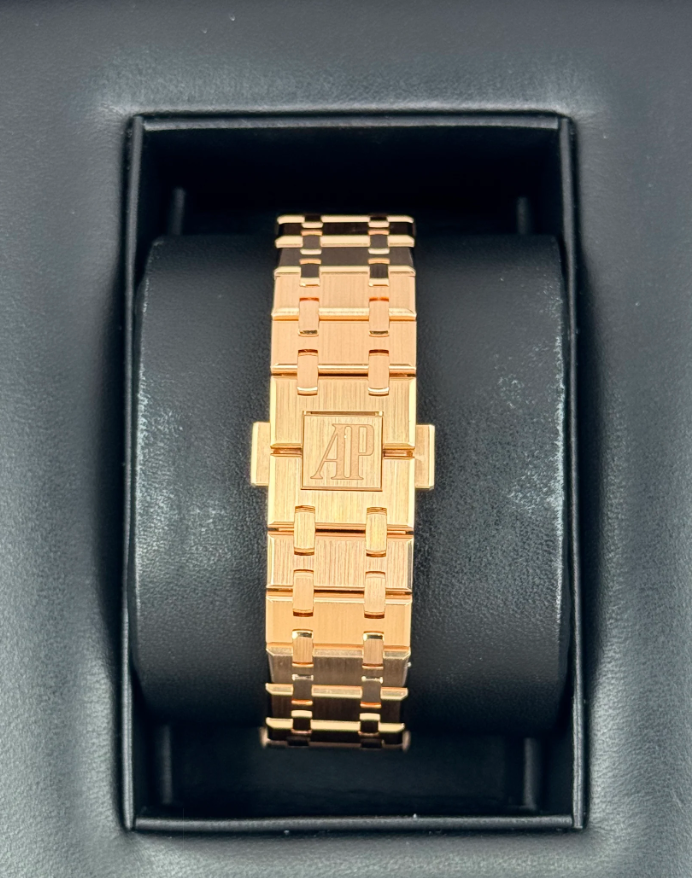 AP Assembled 90% Royal Oak Chronograph 38mm 26315OR