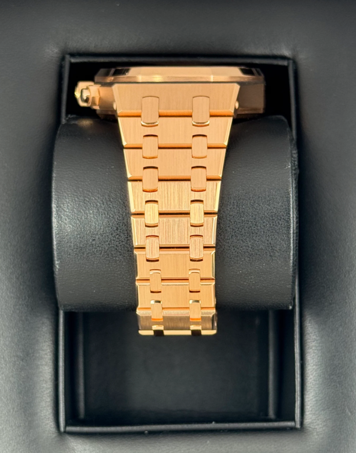 AP Assembled 90% Royal Oak Chronograph 38mm 26315OR