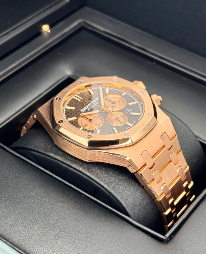 AP Assembled 90% Royal Oak Chronograph 41mm 26331OR