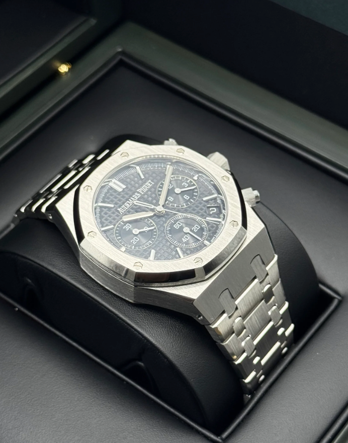 AP Assembled 100% Royal Oak Chronograph 41mm 26240ST Black Dial