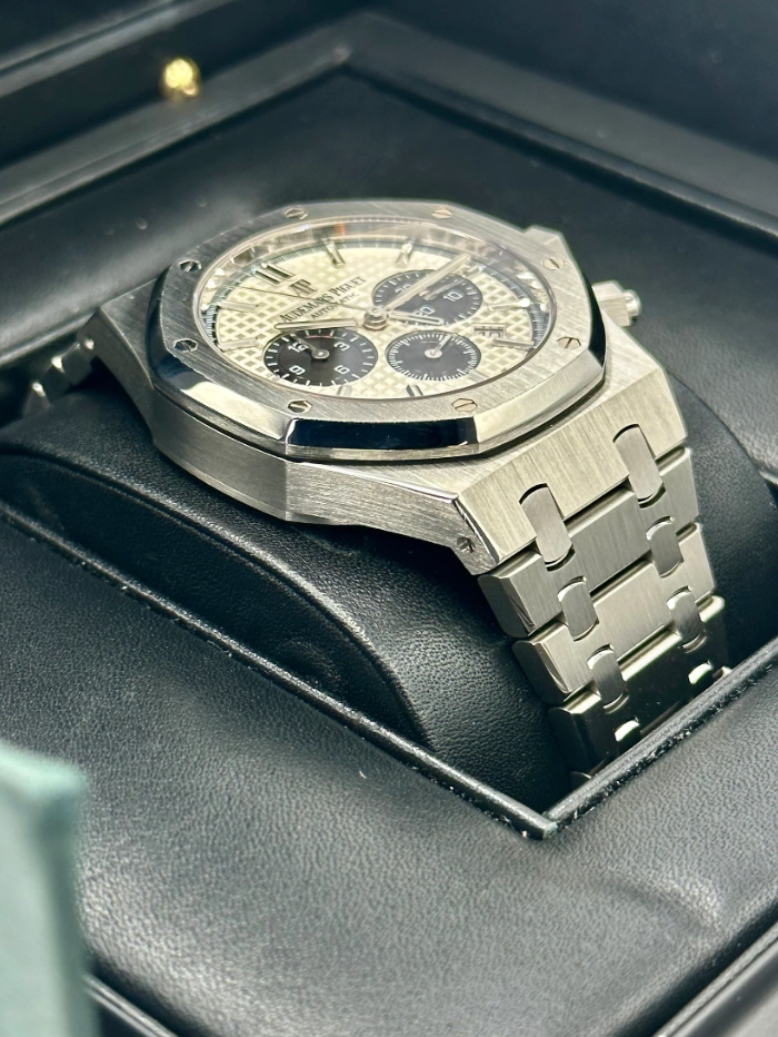 AP Assembled 100% Royal Oak 41mm 26331ST Chronograph Panda