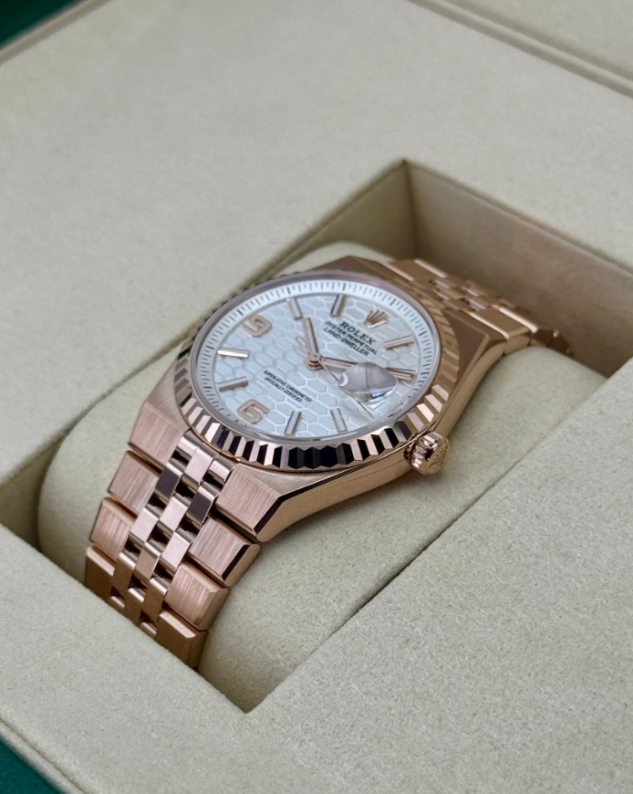 Land-Dweller 90% 36mm 127235 Rose Gold Flat Jubilee White Dial