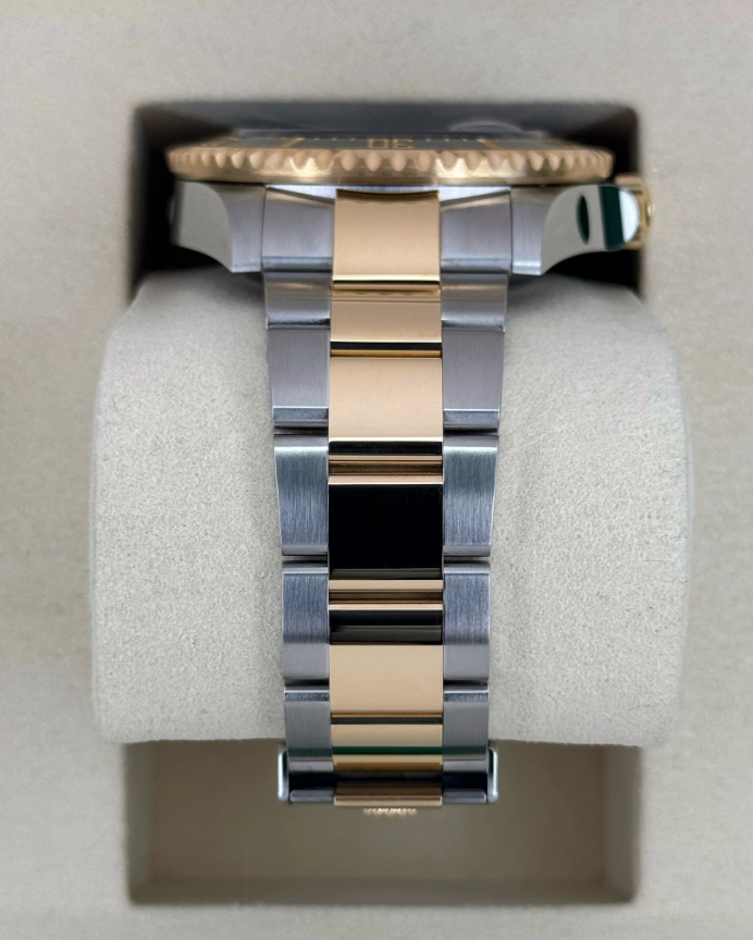 Sea-Dweller Assembled (100) 43mm 126603 Two-Tone Black Dial