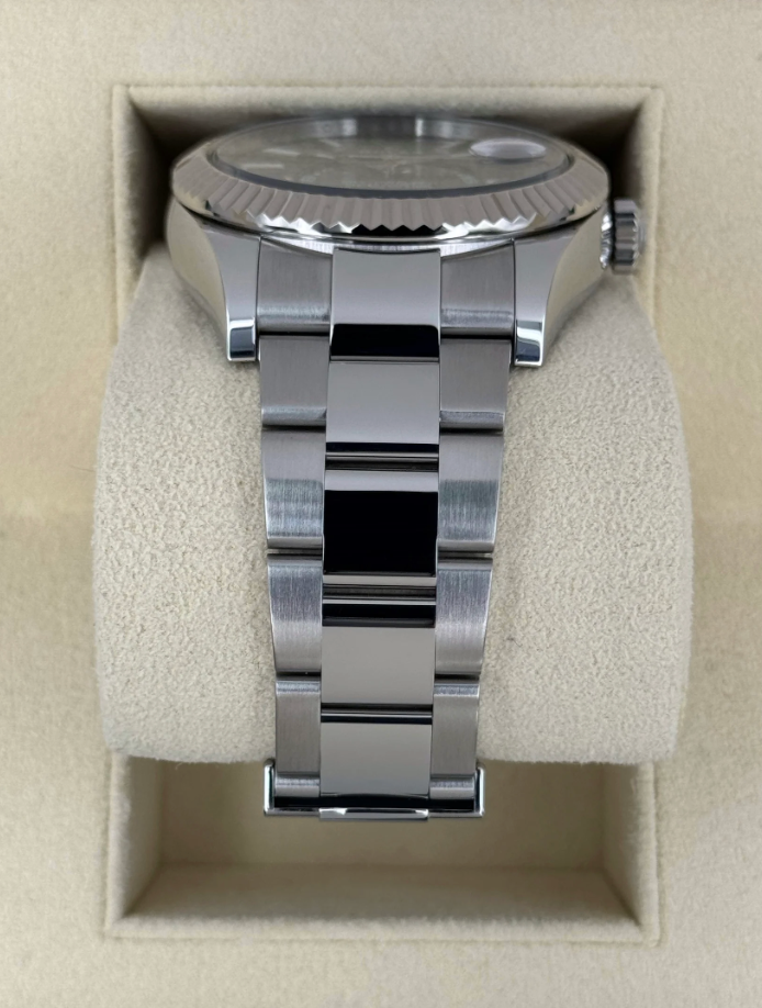 Sky-Dweller Assembled 42mm 336934 Oyster Green Dial